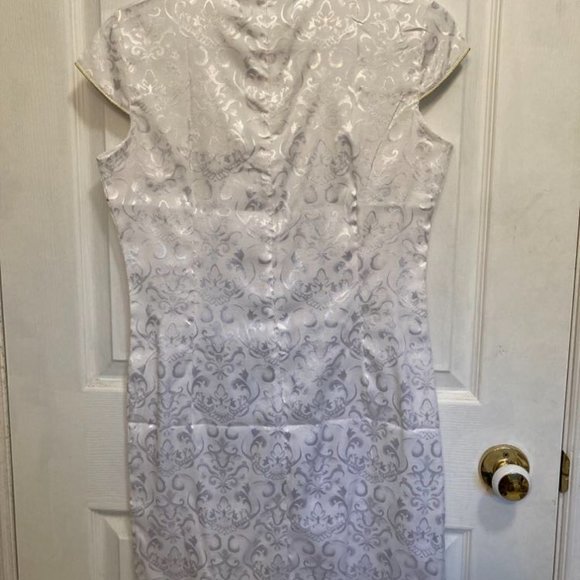 Elegant Short Cheongsam Dress - Picture 5 of 6